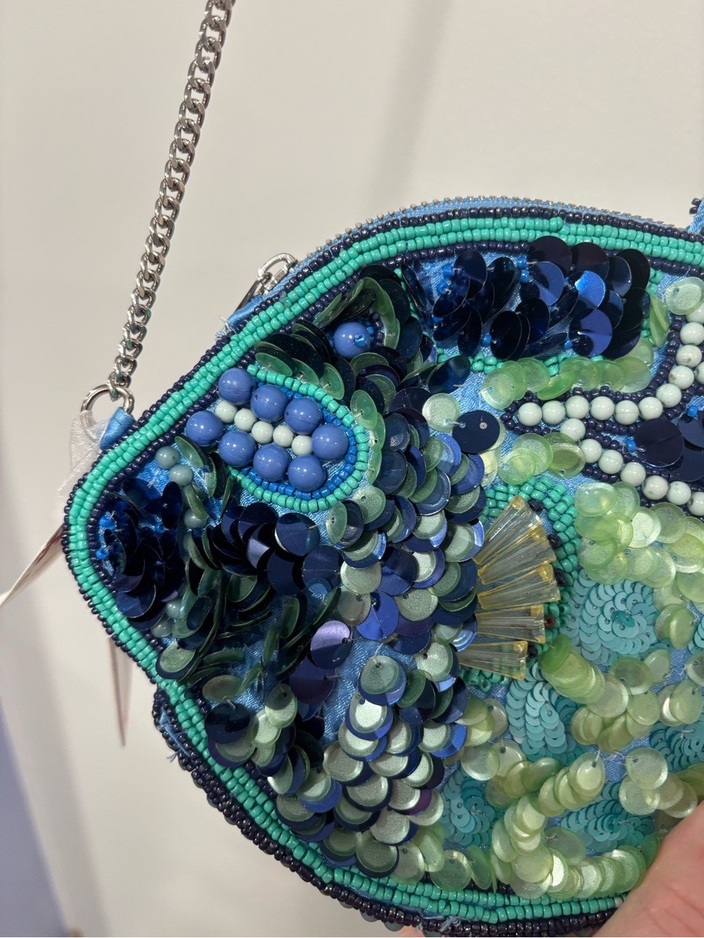 VIRAL Beaded Fish Crossbody Bag - Blue Green - Picture 5 of 7